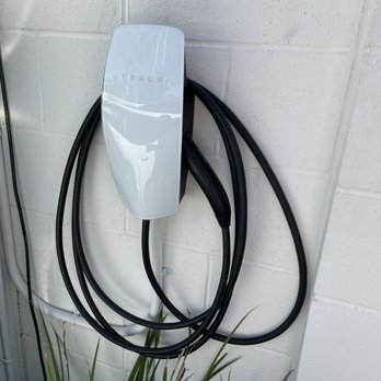 Branover Contractors - Tesla Charger - Electricians Near Me - Los Angeles, California Branover Contractors - Tesla Charger - Electricians Near Me - Los Angeles, California