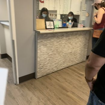 Advanced Dermatology - This girl complaining she's been here since 130 and at that moment it was 330!!! - Dermatologists Near Me - Lakewood, California