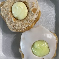 Banana cream on top and Jimmy Buffet below