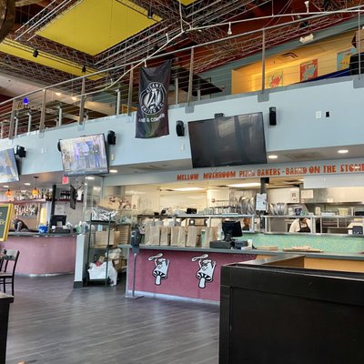 Mellow Mushroom Downtown Atlanta by null