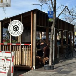 Victory Point Cafe - Outdoor Seats