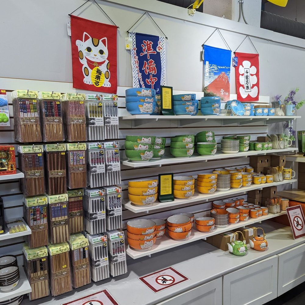 Yoki - Japanese dishware - Home & Garden Near Me - Kansas City, Missouri Yoki - Japanese dishware - Home & Garden Near Me - Kansas City, Missouri