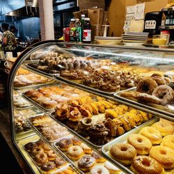 Homeskillet - Fresh donuts made daily