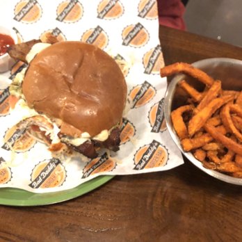 Bad Daddy's Burger Bar - Emilio's chicken & sweet potato fries - Burgers Near Me - Murfreesboro, Tennessee