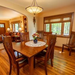 Fernwalk Guest Cottage - Custom quartersawn oak dining set made for Fernwalk by local Amish.