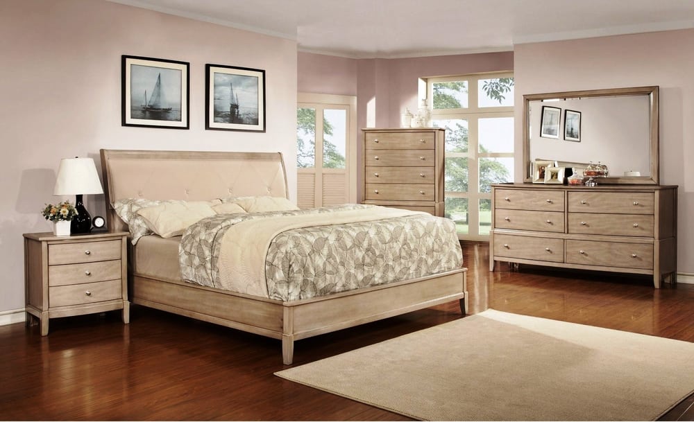 FURNITURE MART Updated September 2024 26 Photos 1665 SW Railroad