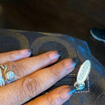 Gloss Nails & Beauty Bar - My nails done - Nail Salons Near Me - Atlanta, Georgia