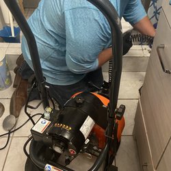 R & V Plumbing Services