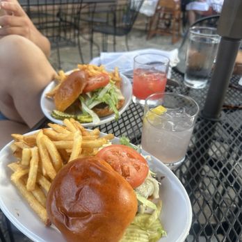 Barkeaters Restaurant - American Near Me - Shelburne, Vermont