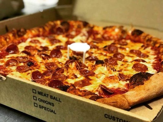 Fellinis Pizzeria by null