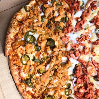 Tasty Indian Pizza - Apna Spicy Butter Chicken Pizza - Pizza Near Me - Sunnyvale, California Tasty Indian Pizza - Apna Spicy Butter Chicken Pizza - Pizza Near Me - Sunnyvale, California