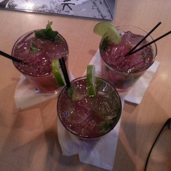 Drink Bar - Pomegranate mojitos - Bars Near Me - Burlington, Vermont Drink Bar - Pomegranate mojitos - Bars Near Me - Burlington, Vermont