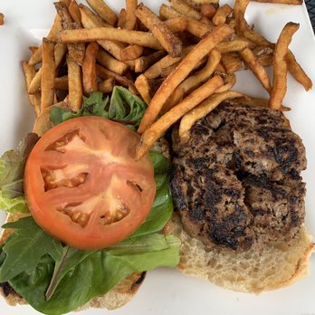 Taps Brewhouse - Burger - Pubs Near Me - Niagara Falls, Ontario Taps Brewhouse - Burger - Pubs Near Me - Niagara Falls, Ontario