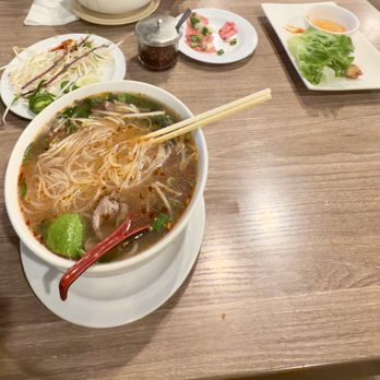 Bone & Broth - Filet Mignon Pho, Vietnamese Egg Rolls - Vietnamese Near Me - Ontario, California