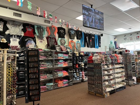 JOE’S SOUVENIR - Updated February 2026 - 34 Photos - 917 F St NW ...