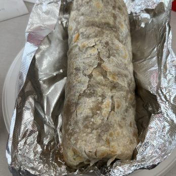 Tacos Gavilan - Lengua súper burrito - Mexican Near Me - La Puente, California Tacos Gavilan - Lengua súper burrito - Mexican Near Me - La Puente, California