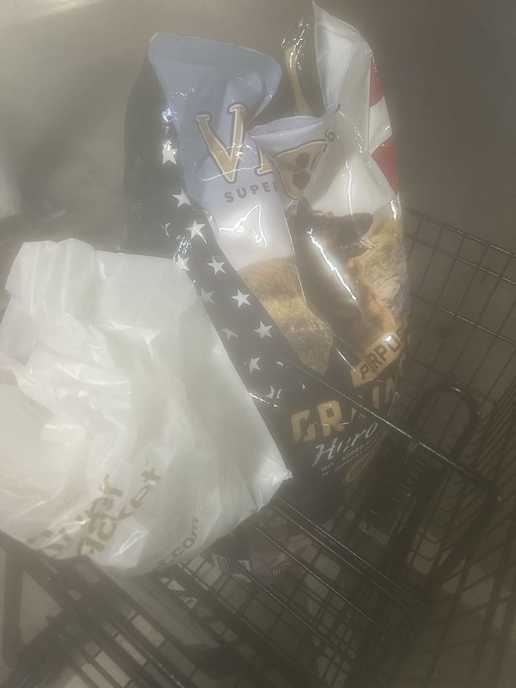 Pet Supermarket Image
