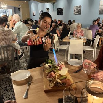 Bourbon & Boards - Jazzy vibe and delicious eats. I enjoyed the bourbon craft cocktails. The boards are chef created, and well beyond anything I expected. - Bars Near Me - St. Augustine, Florida