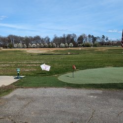 North Carolina Golf Academy Driving Range - Itty bitty putting green, there is no longer a short game practice area off to the right.
