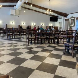 La Margarita - Spacious dining area