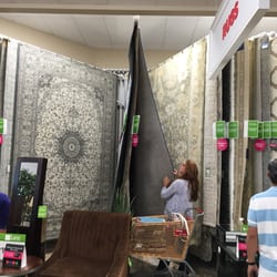HomeGoods - Good rug selection
