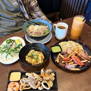 Sona Fusion Kitchen - Pho Special, Spicy Wontons, Beef Lomo Saltado w/ Garlic Noodles, & Calamari (ig: @cravingswithcat) - Asian Fusion Near Me - Anaheim, California