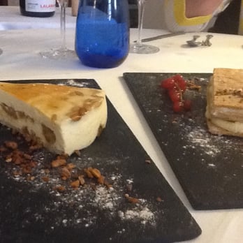Ca Pepico - Postres: Milhojas de crema pastelera y Tata de vainilla rellena de manzana con piñones caramelizados - Mediterranean Near Me - Meliana, V