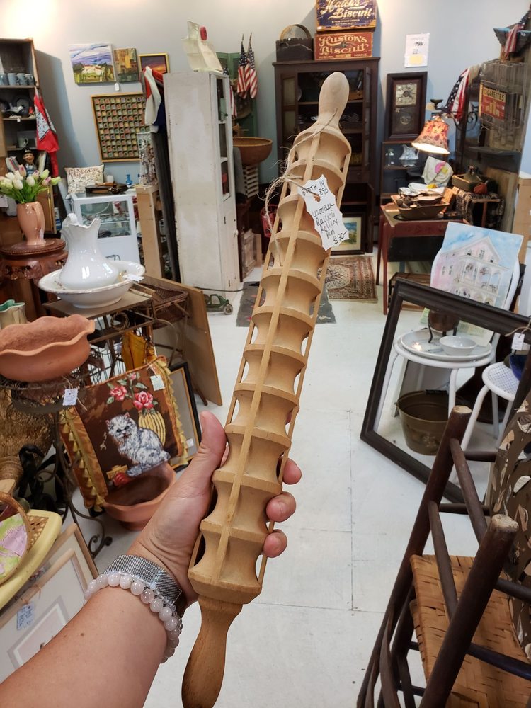 FREEPORT EMPORIUM Updated October 2024 23 Photos 308 US Route 1, Freeport, Maine