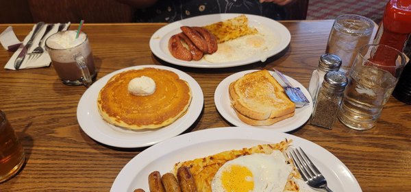 Heidi's Of Gresham by null