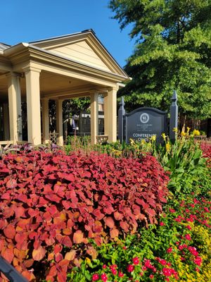 Williamsburg Lodge, Autograph Collection by null