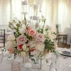 The Finishing Touch Wedding Design