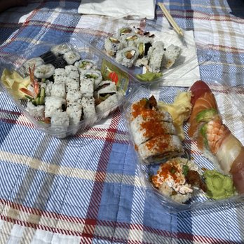 Kansai - We got the spider, rainbow, philly, New York, spicy tuna, and the nehihama rolls and they were all delicious! Reasonably priced too. - Japanese Near Me - Oakland, California Kansai - We got the spider, rainbow, philly, New York, spicy tuna, and the nehihama rolls and they were all delicious! Reasonably priced too. - Japanese Near Me - Oakland, California
