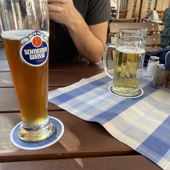 Schneider Bräuhaus - Radler - Bavarian Near Me - Munich, BY