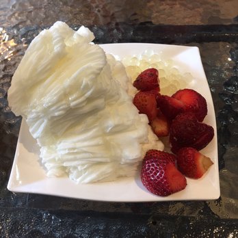 Nu Ice & Drinks - Coconut ice with lychee drizzle, lychee popping pearls, and strawberries - Desserts Near Me - Houston, Texas Nu Ice & Drinks - Coconut ice with lychee drizzle, lychee popping pearls, and strawberries - Desserts Near Me - Houston, Texas