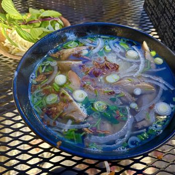 Phosho Dough - Roasted Chicken Noodle Soup - Vietnamese Near Me - Oakland, California