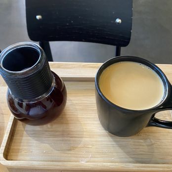 Aviano Coffee - Large coffee to stay - Coffee & Tea Near Me - Denver, Colorado