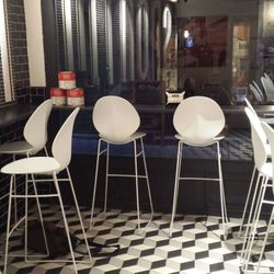 Spontini - The interior. Cozy and goodlooking.