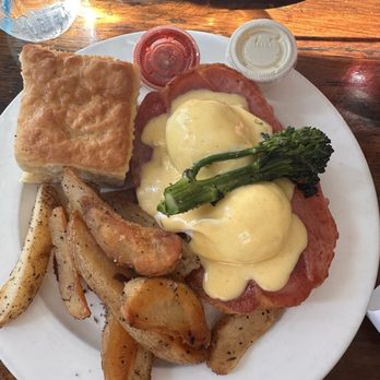 The Bee & the Biscuit - Breakfast & Brunch Near Me - Virginia Beach, Virginia