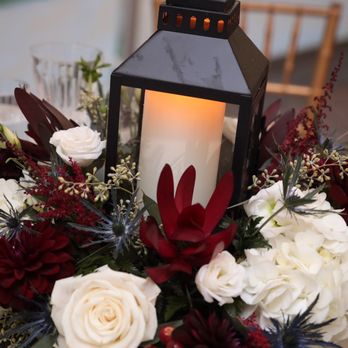 Audrey's Flower Shop - Centerpiece - Florists Near Me - Gloucester, Massachusetts