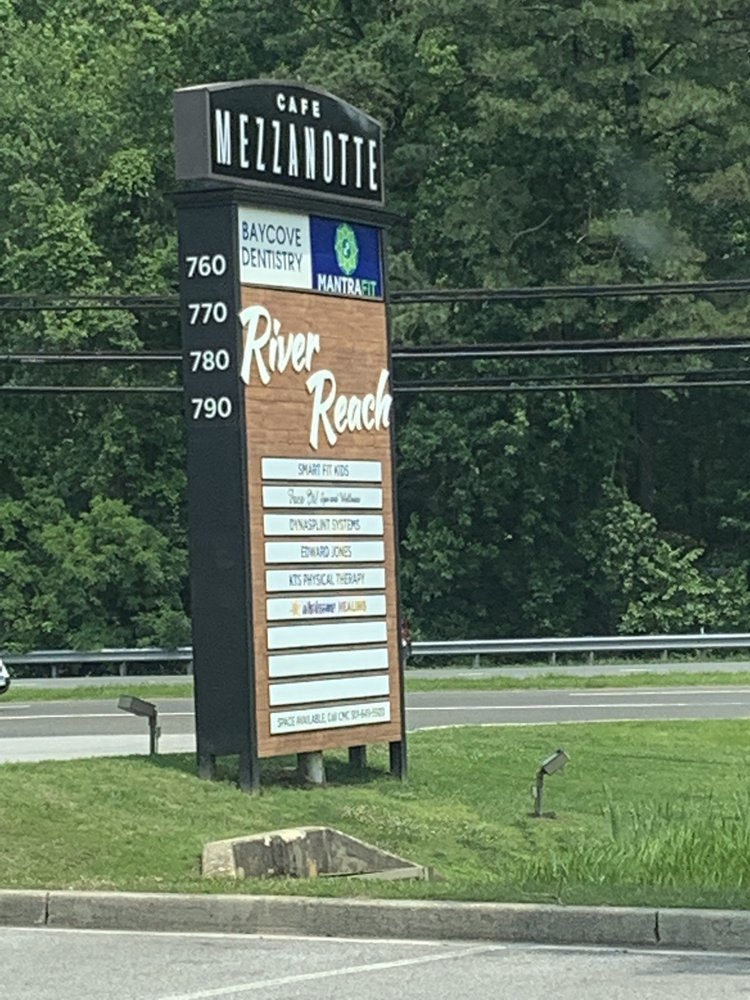 river reach Logo