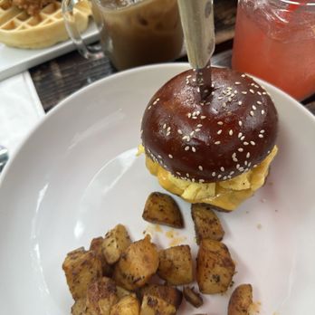 Hungry Crowd - Breakfast Sandwich - New American Near Me - Los Angeles, California Hungry Crowd - Breakfast Sandwich - New American Near Me - Los Angeles, California