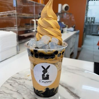 L'moon Creamery - Pasadena - Thai Tea Trophy - Ice Cream & Frozen Yogurt Near Me - Pasadena, California