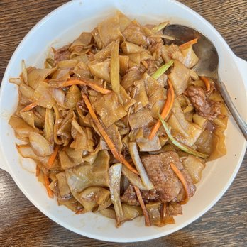 Northeast Chinese Restaurant II - Beef Beef and Bean Sprouts Chow Fun - Szechuan Near Me - Albany, New York Northeast Chinese Restaurant II - Beef Beef and Bean Sprouts Chow Fun - Szechuan Near Me - Albany, New York
