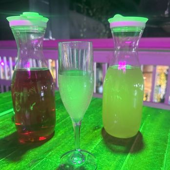 7th + Grove - Bottomless Mimosa! - Southern Near Me - Tampa, Florida