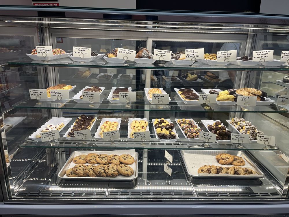 ROGERS DESSERT BAR 13 Photos 18 E Main St, PATCHOGUE, New York