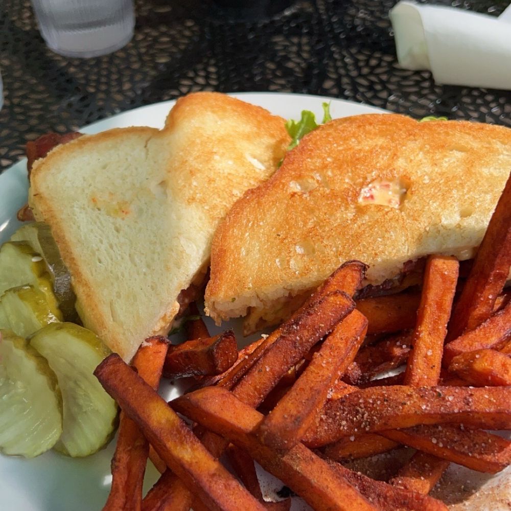 Blackbird Cafe - Mountain Brunch & Lunch - Pimento BLT - American Near Me - Evergreen, Colorado Blackbird Cafe - Mountain Brunch & Lunch - Pimento BLT - American Near Me - Evergreen, Colorado