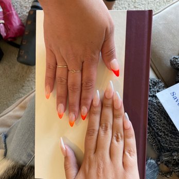 The Nail Bar - Nail Salons Near Me - Burbank, California