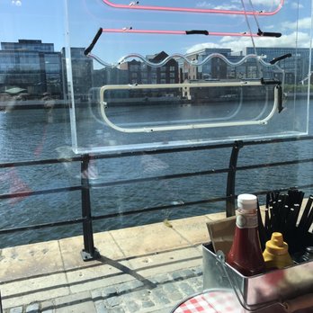 Eddie Rocket's - Diners Near Me - Dublin, D