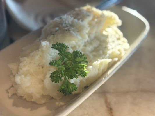 Daniel's Broiler by null