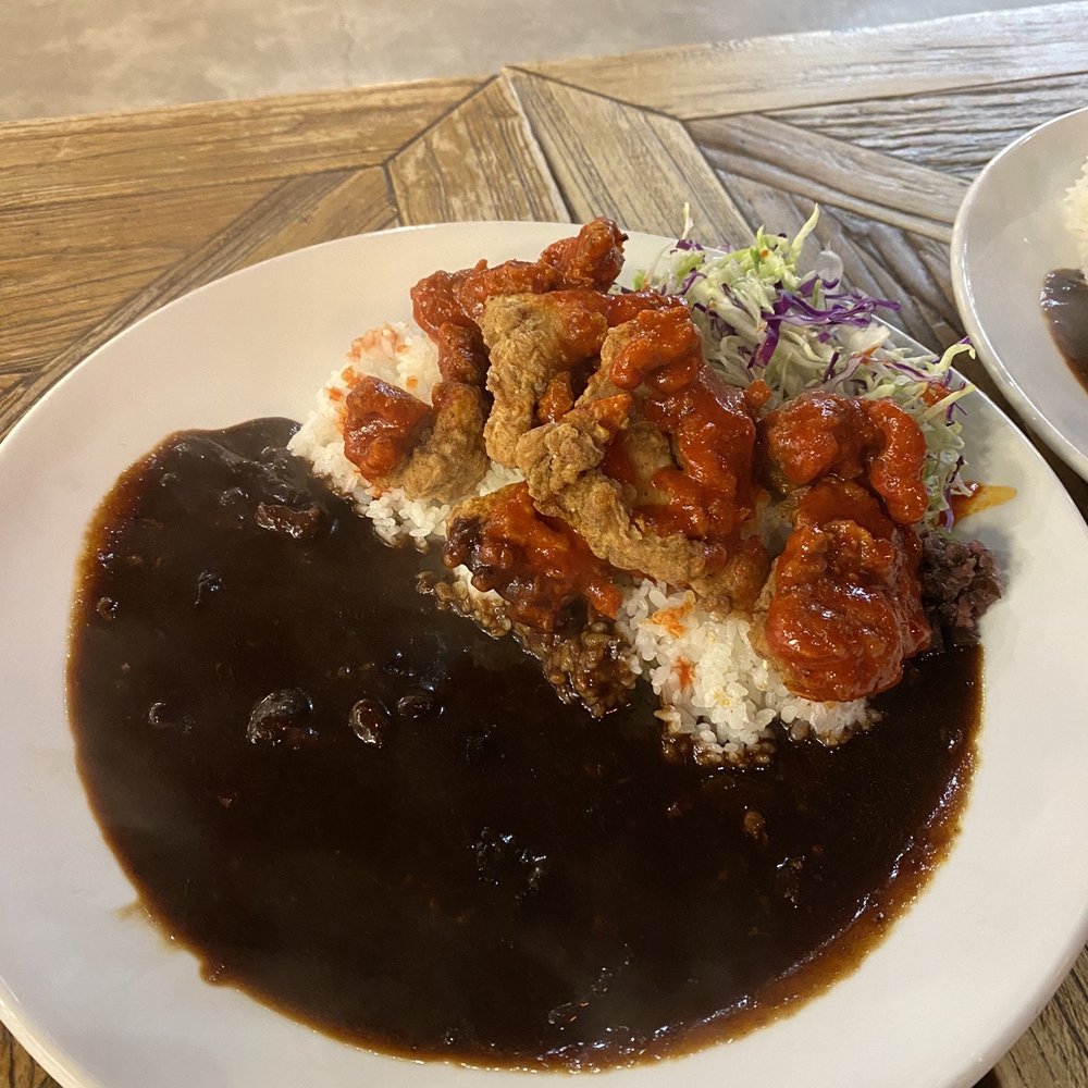 Dela Curo Curry - Spicy chicken - Sandwiches Near Me - Berkeley, California
